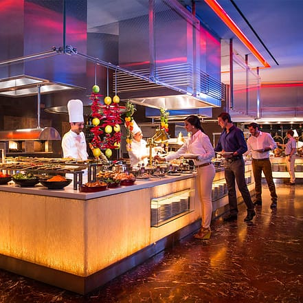 Saffron Dinner Buffet at Atlantis the Palm – Brunches JUZN.com Special Offers, Deals & Discounts
