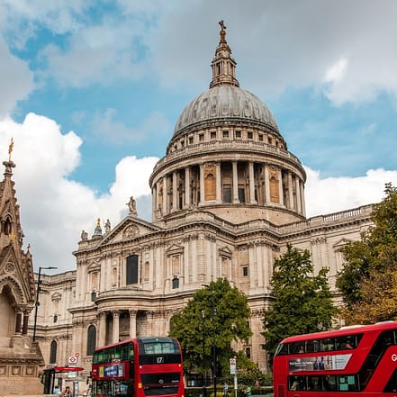 St Paul’s Cathedral – Sightseeing and Tours JUZN.com Special Offers, Deals & Discounts
