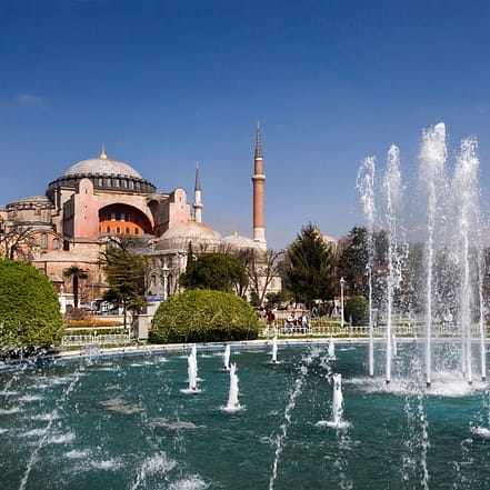 Guided Tour: Hagia Sophia, Blue Mosque and Grand Bazaar Tour – Sightseeing and Tours JUZN.com Special Offers, Deals & Discounts