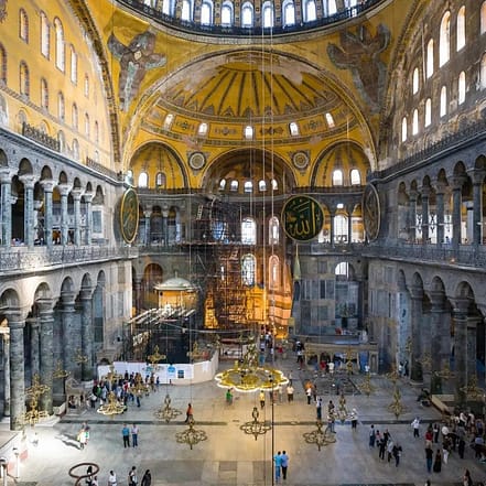 Istanbul: Topkapi Palace-Harem, Basilica Cistern, Blue Mosque, Hagia Sophia with Live Guide – Recently Added Experiences JUZN.com Special Offers, Deals & Discounts