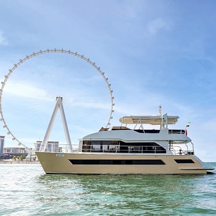 1 Hour Marina Yacht Tour – Boat Tours and Cruises JUZN.com Special Offers, Deals & Discounts