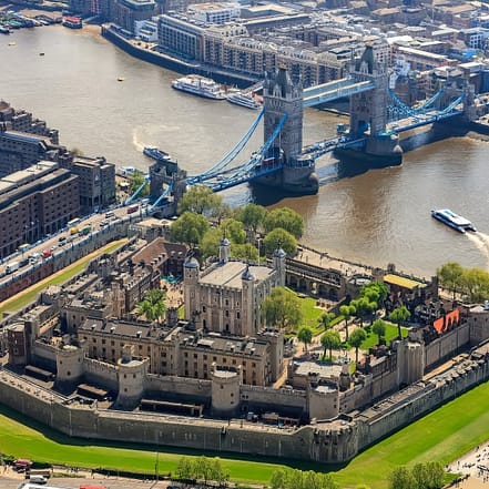 The Tower of London & See 30+ London Top Sights – Sightseeing and Tours JUZN.com Special Offers, Deals & Discounts
