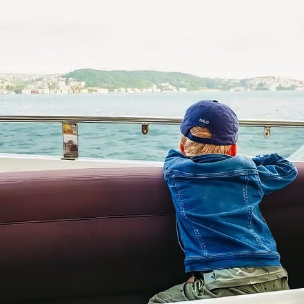 Bosphorus Sunset Cruise on a Luxurious Yacht – Boat Tours and Cruises JUZN.com Special Offers, Deals & Discounts