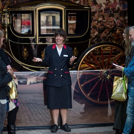 The Royal Mews & Buckingham Palace – Museums JUZN.com Special Offers, Deals & Discounts