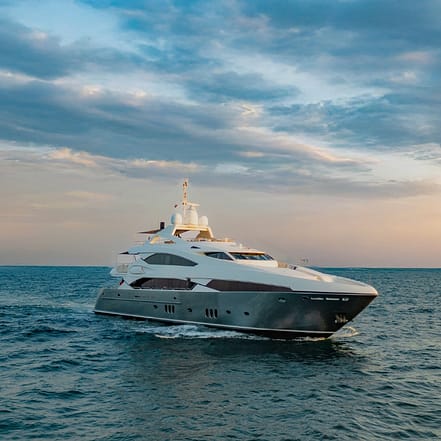 Sunseeker Superyacht Experience with Gourmet Dining,Premium Drinks & Live Music – Boat Tours and Cruises JUZN.com Special Offers, Deals & Discounts