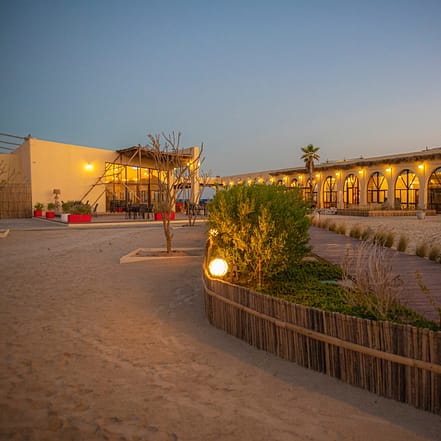 Day Pass at Al Majles Resort with Lunch/Dinner – Sightseeing and Tours JUZN.com Special Offers, Deals & Discounts